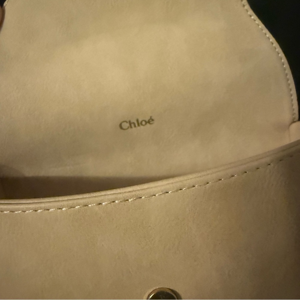 CHLOE Beige Semi Soft Sunglasses Case *Newest Style* EUC - Picture 2 of 7